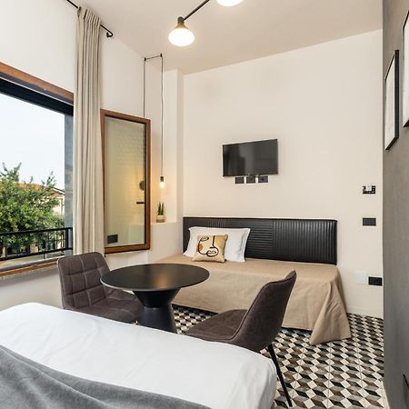 Iknos Accommodation トルトリ エクステリア 写真