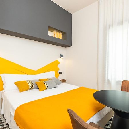 Iknos Accommodation トルトリ エクステリア 写真