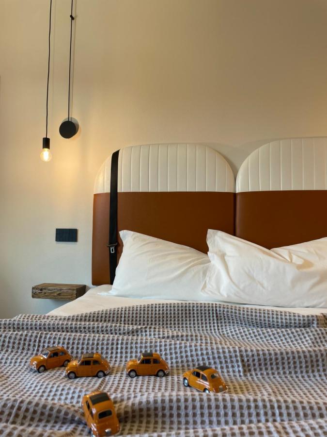 Iknos Accommodation トルトリ エクステリア 写真