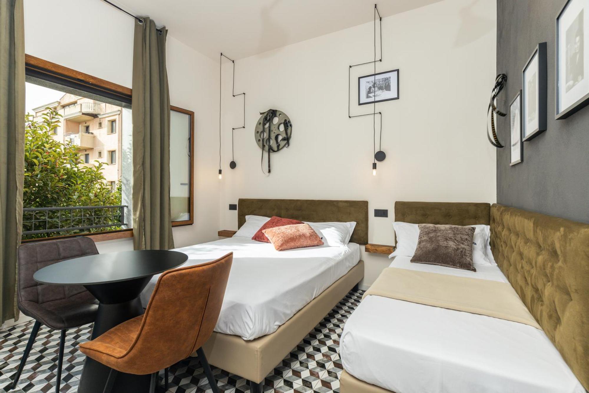 Iknos Accommodation トルトリ エクステリア 写真