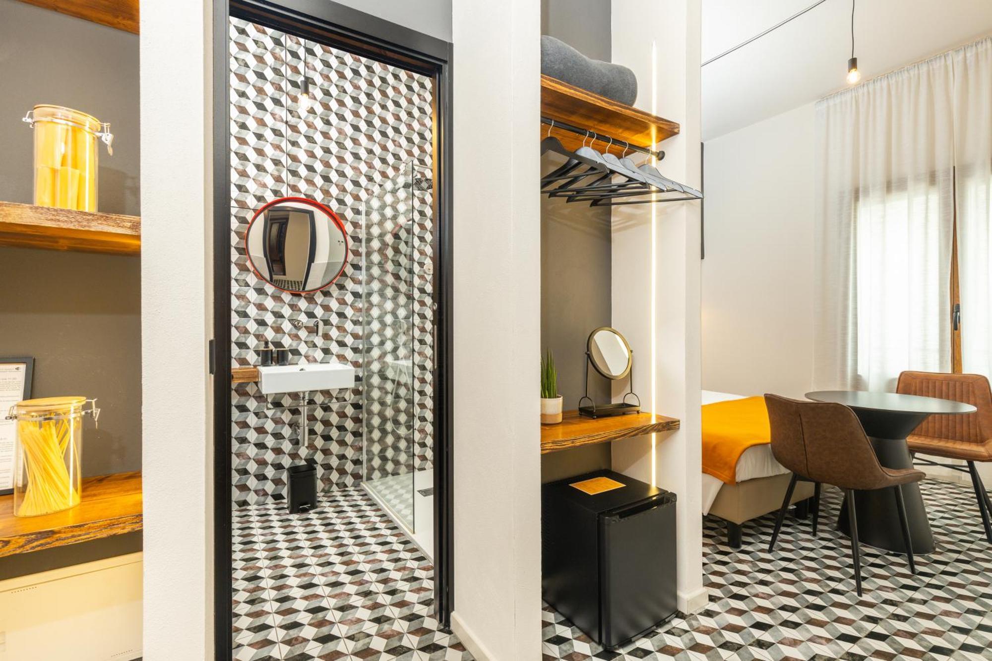 Iknos Accommodation トルトリ エクステリア 写真