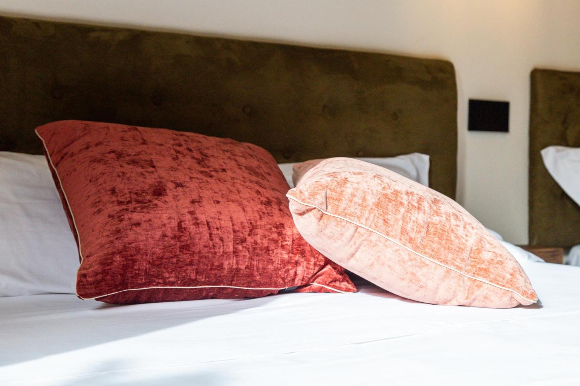 Iknos Accommodation トルトリ エクステリア 写真