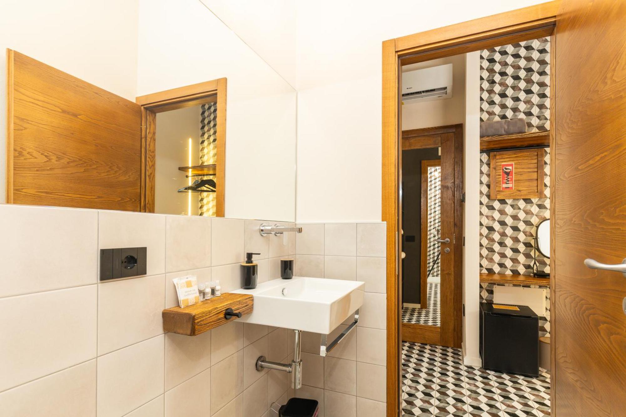 Iknos Accommodation トルトリ エクステリア 写真